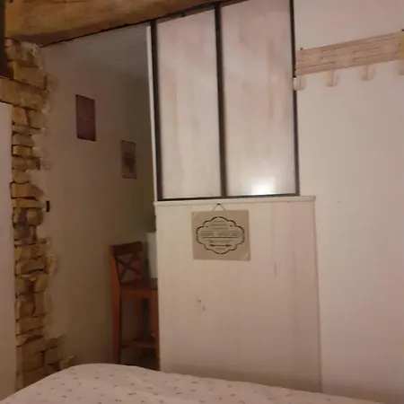La Grange Bed & Breakfast *