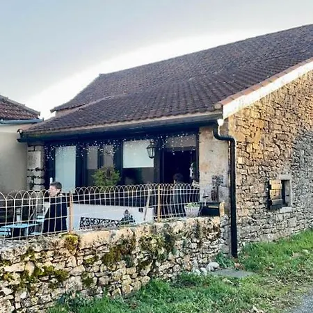 לינה וארוחת בוקר La Grange Promilhanes